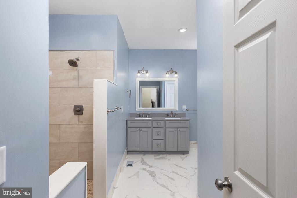 3137 BLOUNT DR, BUMPASS, Virginia 23024, 3 Bedrooms Bedrooms, ,3 BathroomsBathrooms,Residential,3137 BLOUNT DR,VASP2040832 MLS # VASP2040832