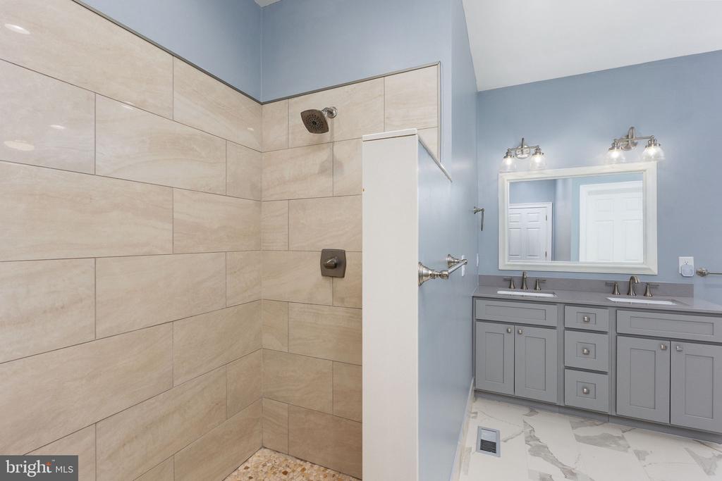 3137 BLOUNT DR, BUMPASS, Virginia 23024, 3 Bedrooms Bedrooms, ,3 BathroomsBathrooms,Residential,3137 BLOUNT DR,VASP2040832 MLS # VASP2040832