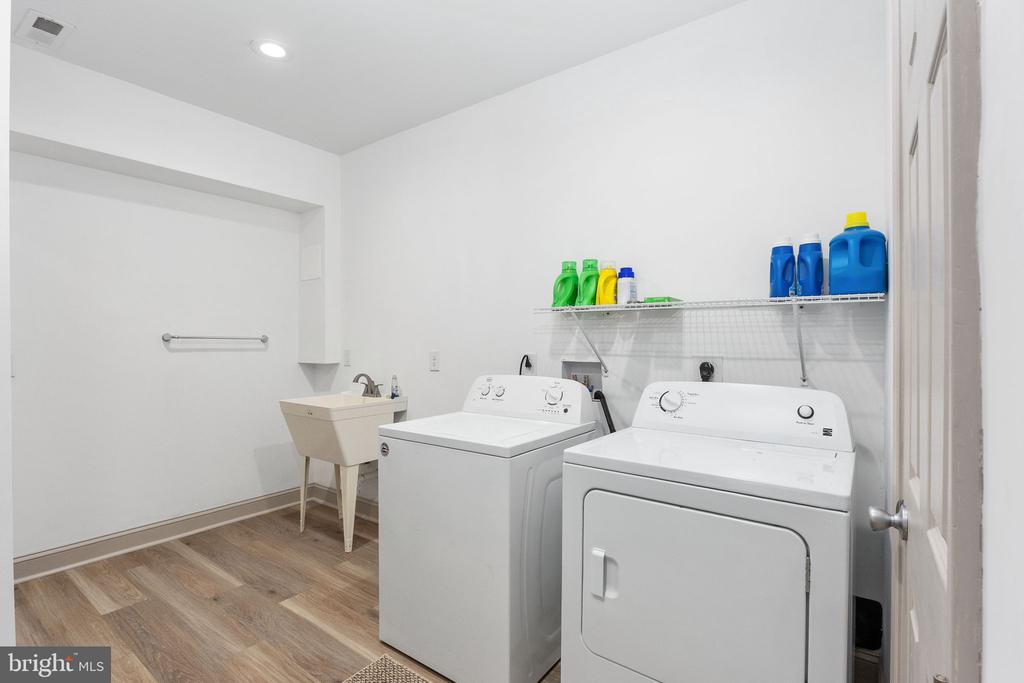 3137 BLOUNT DR, BUMPASS, Virginia 23024, 3 Bedrooms Bedrooms, ,3 BathroomsBathrooms,Residential,3137 BLOUNT DR,VASP2040832 MLS # VASP2040832