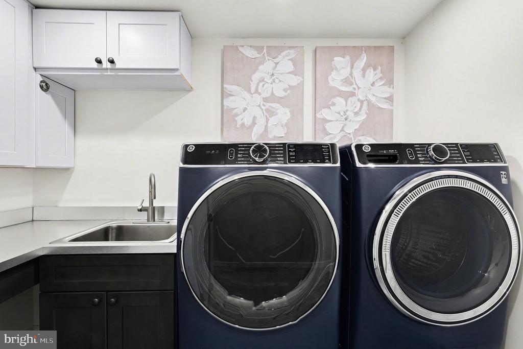 7 RIVER BLUFFS DR, FREDERICKSBURG, Virginia 22407, 4 Bedrooms Bedrooms, ,2 BathroomsBathrooms,Residential,7 RIVER BLUFFS DR,VASP2040956 MLS # VASP2040956