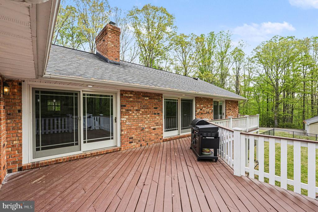 7 RIVER BLUFFS DR, FREDERICKSBURG, Virginia 22407, 4 Bedrooms Bedrooms, ,2 BathroomsBathrooms,Residential,7 RIVER BLUFFS DR,VASP2040956 MLS # VASP2040956