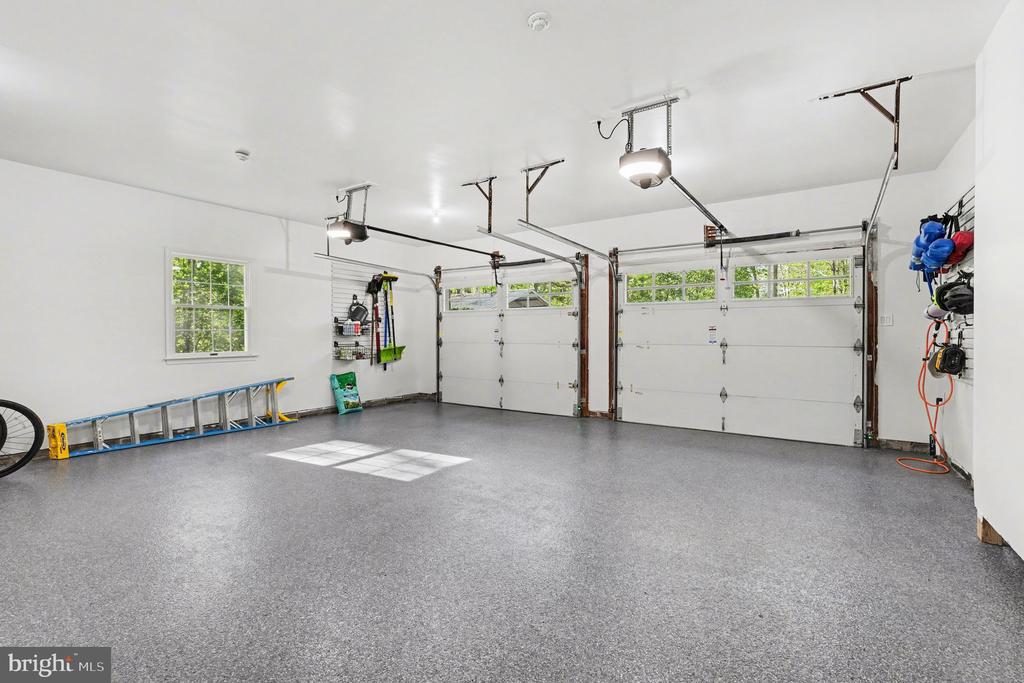 7 RIVER BLUFFS DR, FREDERICKSBURG, Virginia 22407, 4 Bedrooms Bedrooms, ,2 BathroomsBathrooms,Residential,7 RIVER BLUFFS DR,VASP2040956 MLS # VASP2040956