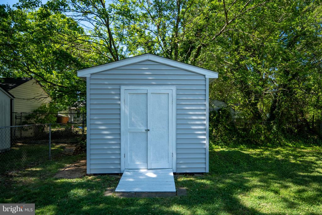 120 MCLAWS ST E, FREDERICKSBURG, Virginia 22408, 2 Bedrooms Bedrooms, ,1 BathroomBathrooms,Residential,120 MCLAWS ST E,VASP2040930 MLS # VASP2040930