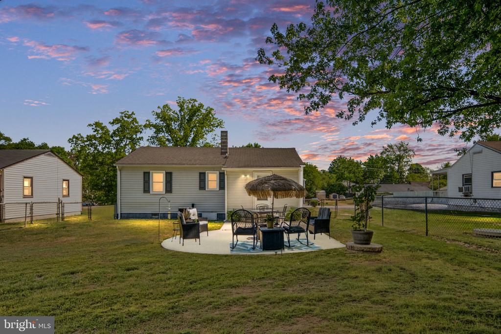 120 MCLAWS ST E, FREDERICKSBURG, Virginia 22408, 2 Bedrooms Bedrooms, ,1 BathroomBathrooms,Residential,120 MCLAWS ST E,VASP2040930 MLS # VASP2040930