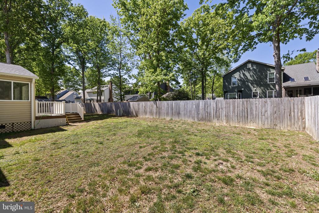 5313 LEAVELLS CROSSING DR, FREDERICKSBURG, Virginia 22407, 4 Bedrooms Bedrooms, ,2 BathroomsBathrooms,Residential,5313 LEAVELLS CROSSING DR,VASP2041098 MLS # VASP2041098