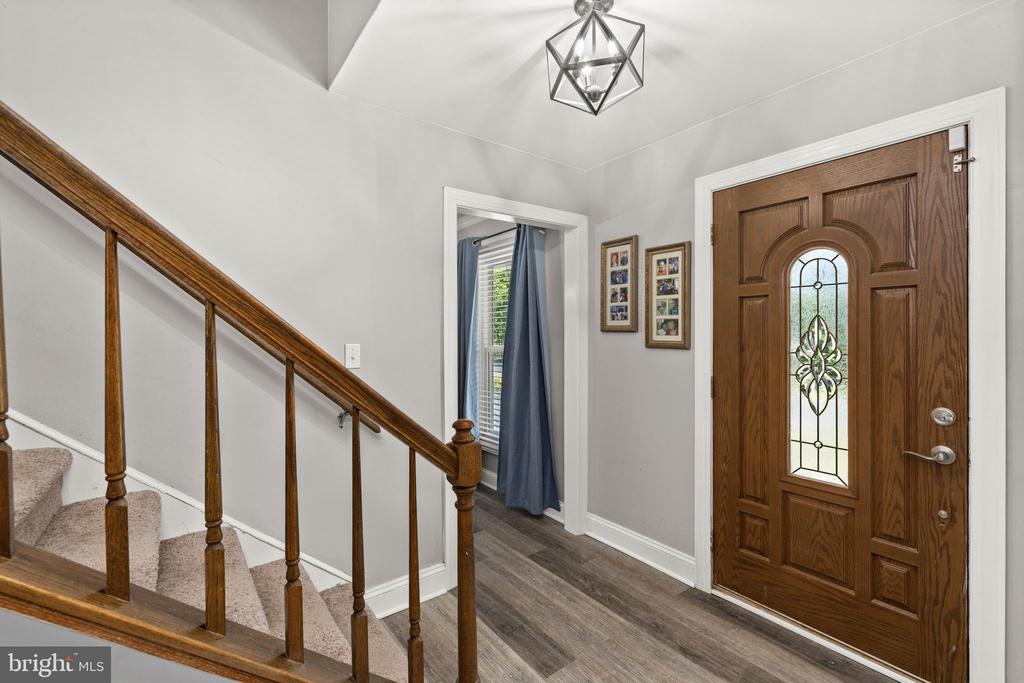 5313 LEAVELLS CROSSING DR, FREDERICKSBURG, Virginia 22407, 4 Bedrooms Bedrooms, ,2 BathroomsBathrooms,Residential,5313 LEAVELLS CROSSING DR,VASP2041098 MLS # VASP2041098