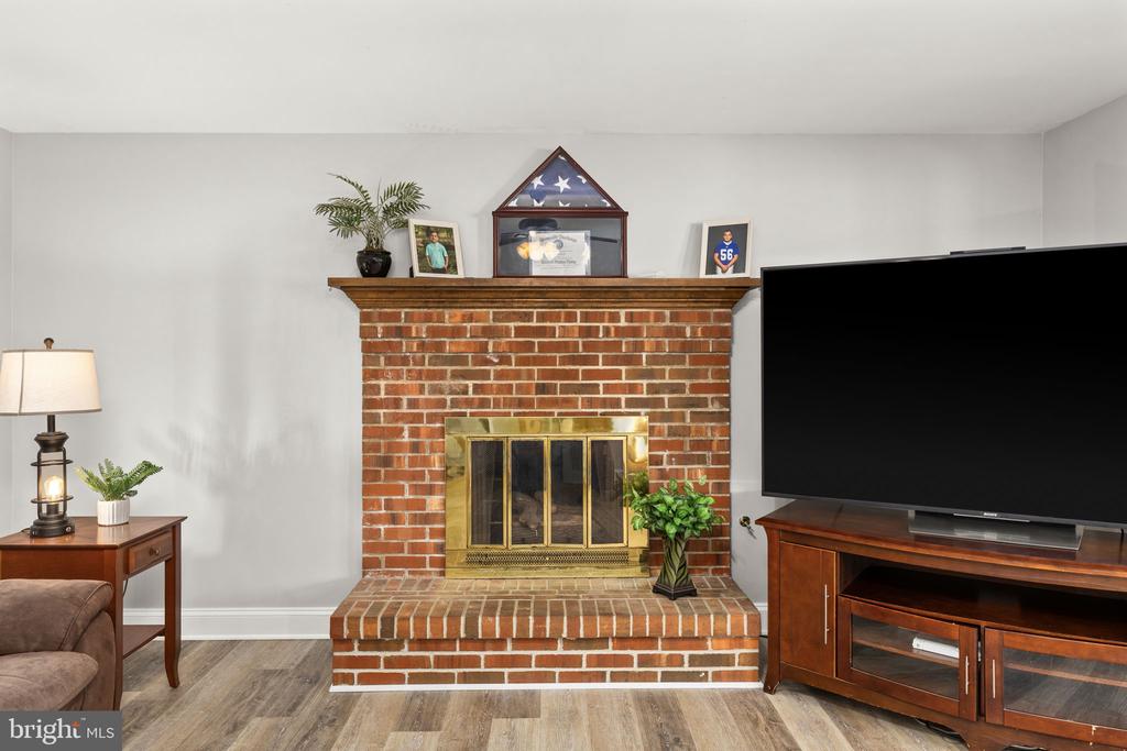 5313 LEAVELLS CROSSING DR, FREDERICKSBURG, Virginia 22407, 4 Bedrooms Bedrooms, ,2 BathroomsBathrooms,Residential,5313 LEAVELLS CROSSING DR,VASP2041098 MLS # VASP2041098