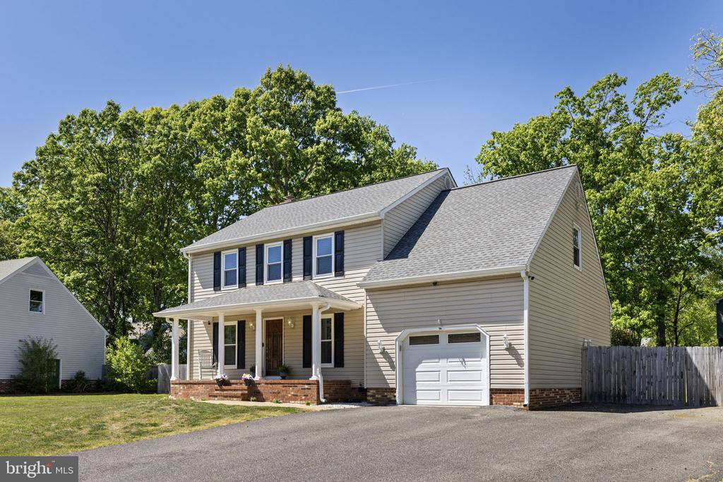 5313 LEAVELLS CROSSING DR, FREDERICKSBURG, Virginia 22407, 4 Bedrooms Bedrooms, ,2 BathroomsBathrooms,Residential,5313 LEAVELLS CROSSING DR,VASP2041098 MLS # VASP2041098