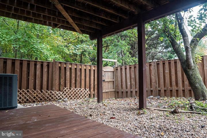 10732 WAKEMAN DR, FREDERICKSBURG, Virginia 22407, 3 Bedrooms Bedrooms, ,3 BathroomsBathrooms,Residential,10732 WAKEMAN DR,VASP2041106 MLS # VASP2041106