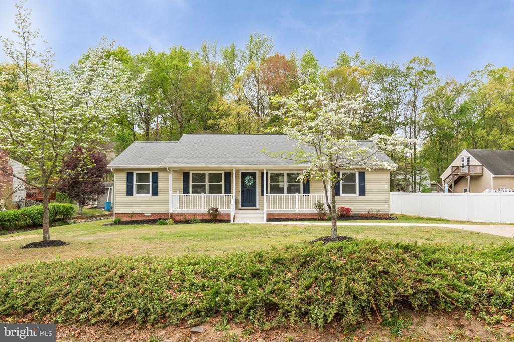 10722 LOVETT DR, FREDERICKSBURG, Virginia 22407, 3 Bedrooms Bedrooms, ,2 BathroomsBathrooms,Residential,10722 LOVETT DR,VASP2041062 MLS # VASP2041062
