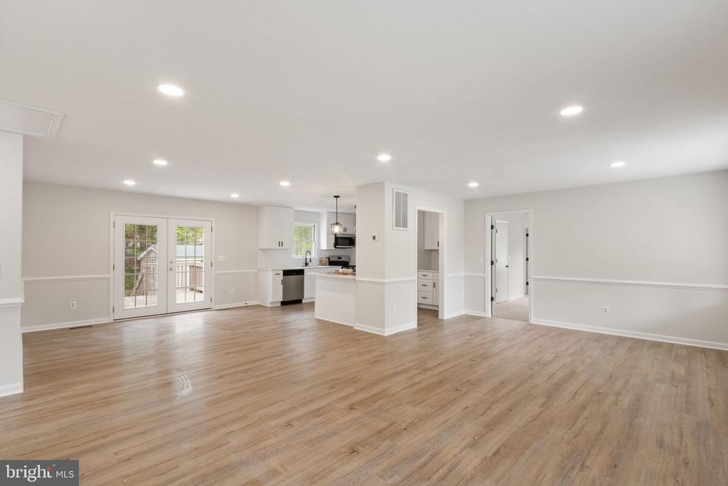 10722 LOVETT DR, FREDERICKSBURG, Virginia 22407, 3 Bedrooms Bedrooms, ,2 BathroomsBathrooms,Residential,10722 LOVETT DR,VASP2041062 MLS # VASP2041062