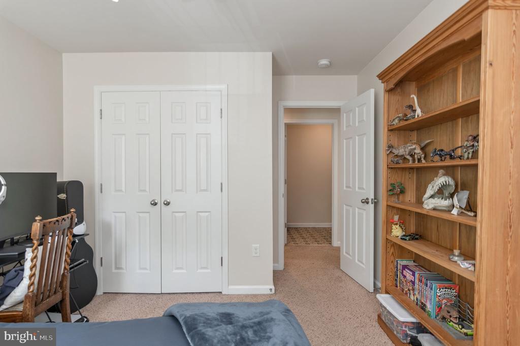 2913 LAKEVIEW PKWY, LOCUST GROVE, Virginia 22508, 4 Bedrooms Bedrooms, ,2 BathroomsBathrooms,Residential,2913 LAKEVIEW PKWY,VAOR2013832 MLS # VAOR2013832