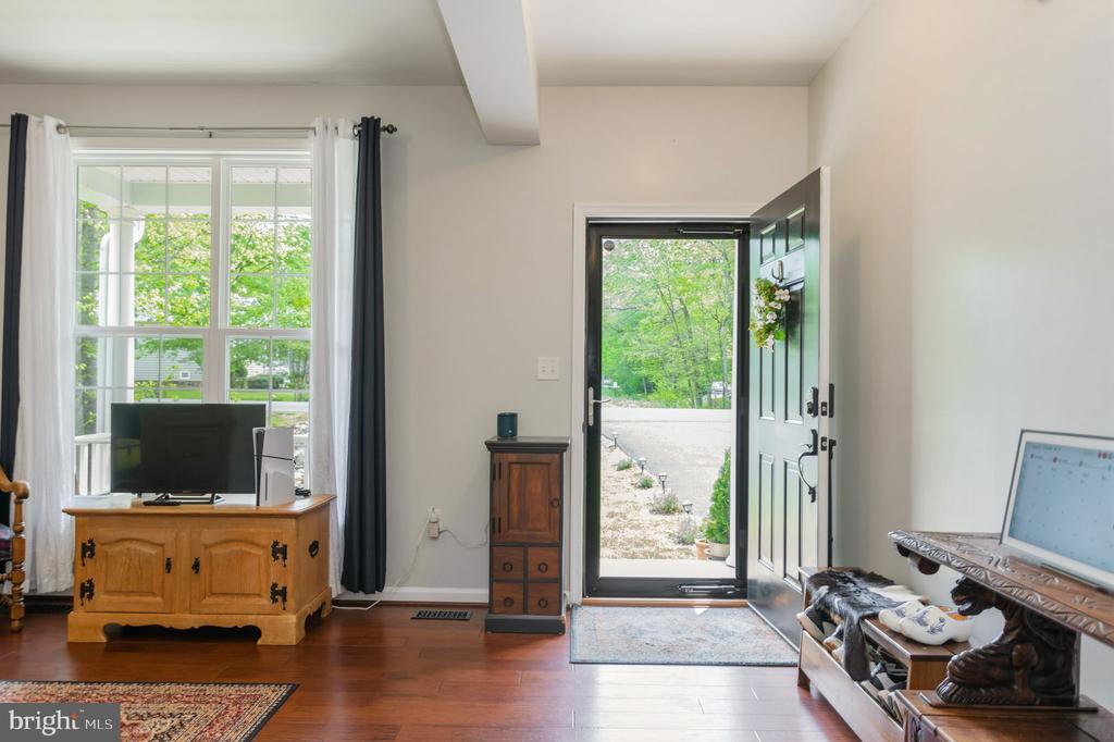 2913 LAKEVIEW PKWY, LOCUST GROVE, Virginia 22508, 4 Bedrooms Bedrooms, ,2 BathroomsBathrooms,Residential,2913 LAKEVIEW PKWY,VAOR2013832 MLS # VAOR2013832