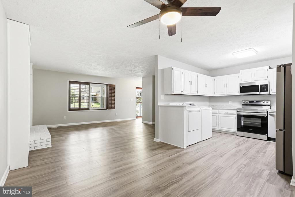 107 SUNSET CT, LOCUST GROVE, Virginia 22508, 3 Bedrooms Bedrooms, ,2 BathroomsBathrooms,Residential,107 SUNSET CT,VAOR2013912 MLS # VAOR2013912