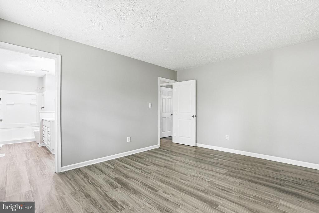 107 SUNSET CT, LOCUST GROVE, Virginia 22508, 3 Bedrooms Bedrooms, ,2 BathroomsBathrooms,Residential,107 SUNSET CT,VAOR2013912 MLS # VAOR2013912