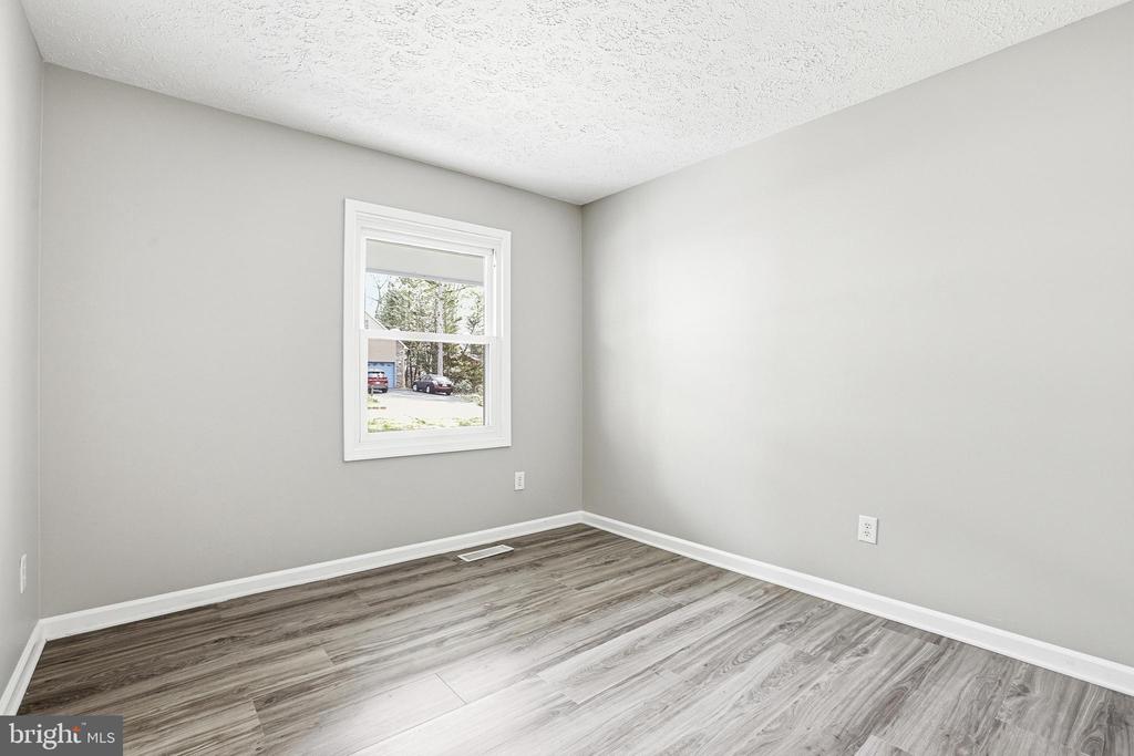 107 SUNSET CT, LOCUST GROVE, Virginia 22508, 3 Bedrooms Bedrooms, ,2 BathroomsBathrooms,Residential,107 SUNSET CT,VAOR2013912 MLS # VAOR2013912