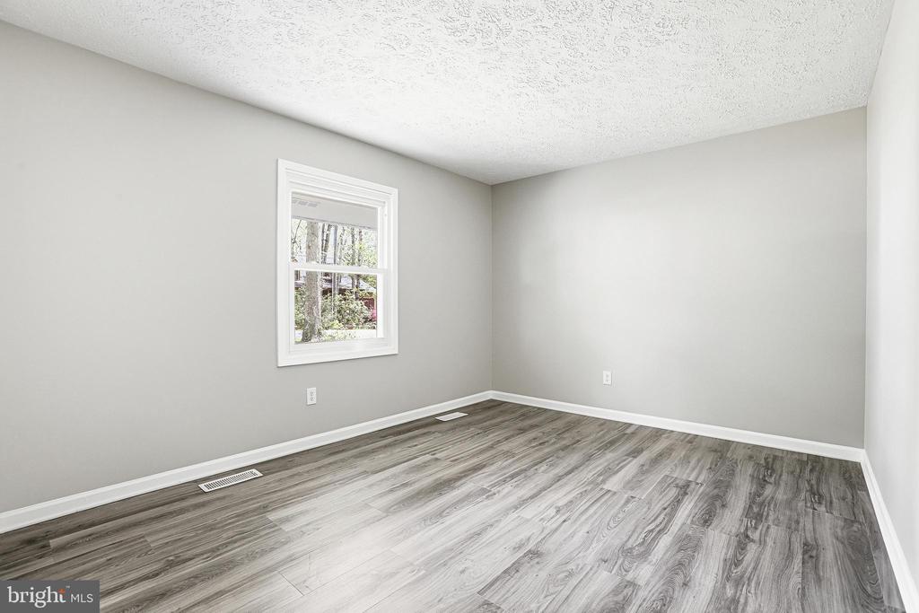 107 SUNSET CT, LOCUST GROVE, Virginia 22508, 3 Bedrooms Bedrooms, ,2 BathroomsBathrooms,Residential,107 SUNSET CT,VAOR2013912 MLS # VAOR2013912