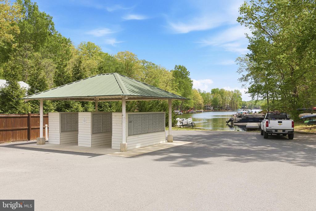 107 SUNSET CT, LOCUST GROVE, Virginia 22508, 3 Bedrooms Bedrooms, ,2 BathroomsBathrooms,Residential,107 SUNSET CT,VAOR2013912 MLS # VAOR2013912