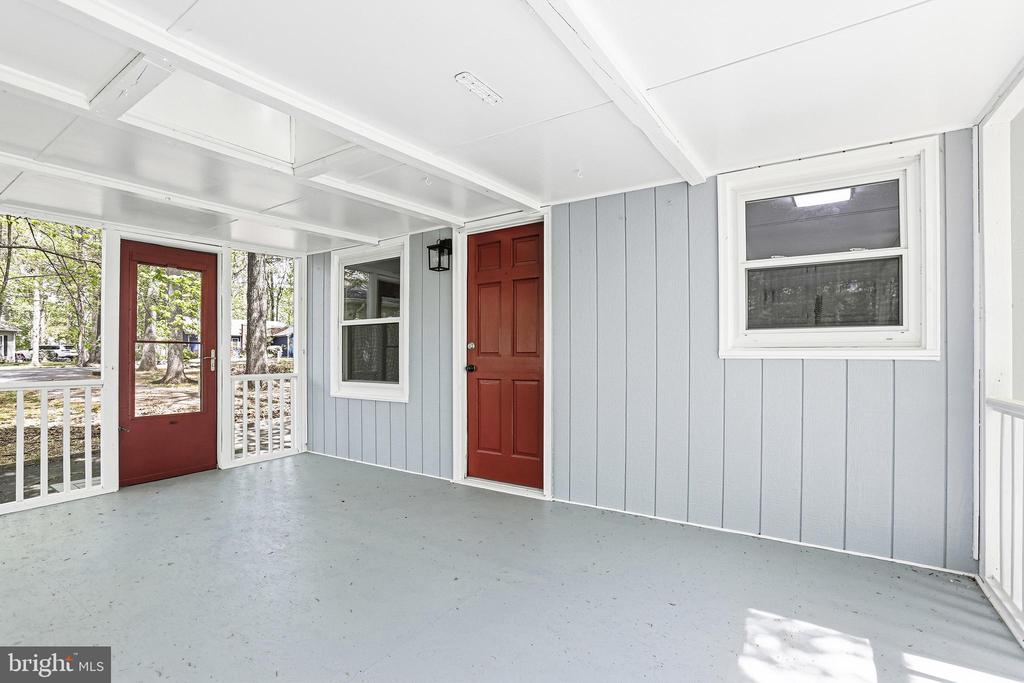 107 SUNSET CT, LOCUST GROVE, Virginia 22508, 3 Bedrooms Bedrooms, ,2 BathroomsBathrooms,Residential,107 SUNSET CT,VAOR2013912 MLS # VAOR2013912