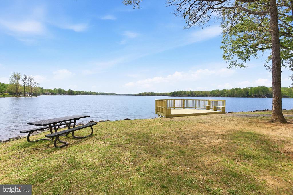 107 SUNSET CT, LOCUST GROVE, Virginia 22508, 3 Bedrooms Bedrooms, ,2 BathroomsBathrooms,Residential,107 SUNSET CT,VAOR2013912 MLS # VAOR2013912