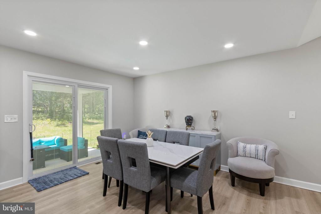 1906 LAKEVIEW PKWY, LOCUST GROVE, Virginia 22508, 3 Bedrooms Bedrooms, ,2 BathroomsBathrooms,Residential,1906 LAKEVIEW PKWY,VAOR2013918 MLS # VAOR2013918