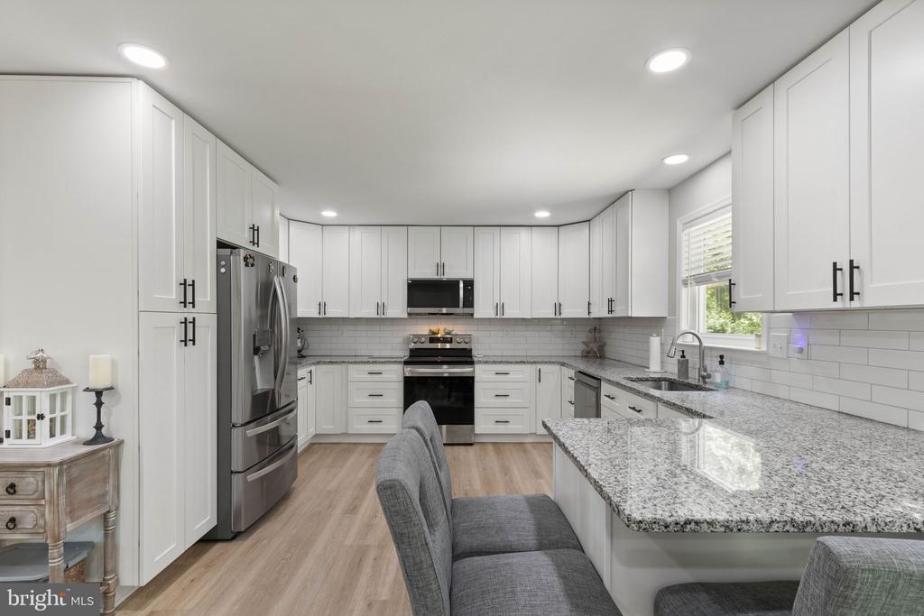 1906 LAKEVIEW PKWY, LOCUST GROVE, Virginia 22508, 3 Bedrooms Bedrooms, ,2 BathroomsBathrooms,Residential,1906 LAKEVIEW PKWY,VAOR2013918 MLS # VAOR2013918