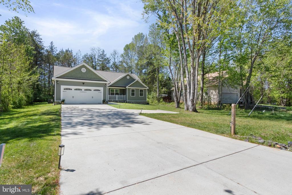 1906 LAKEVIEW PKWY, LOCUST GROVE, Virginia 22508, 3 Bedrooms Bedrooms, ,2 BathroomsBathrooms,Residential,1906 LAKEVIEW PKWY,VAOR2013918 MLS # VAOR2013918