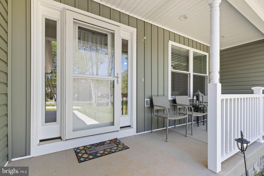 1906 LAKEVIEW PKWY, LOCUST GROVE, Virginia 22508, 3 Bedrooms Bedrooms, ,2 BathroomsBathrooms,Residential,1906 LAKEVIEW PKWY,VAOR2013918 MLS # VAOR2013918