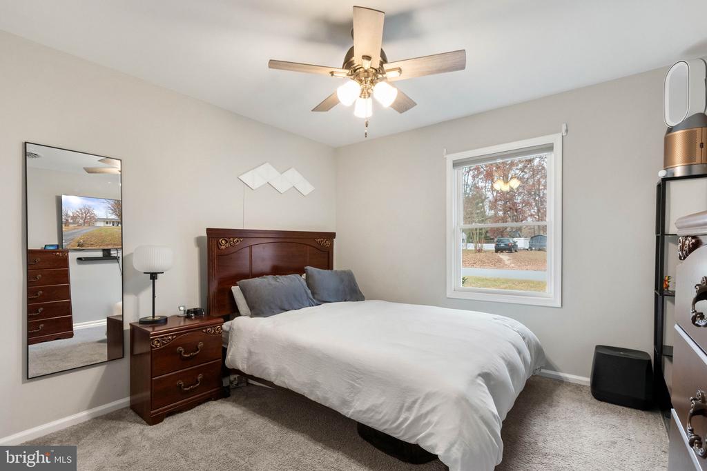 813 SHERWOOD LN, FREDERICKSBURG, Virginia 22407, 3 Bedrooms Bedrooms, ,2 BathroomsBathrooms,Residential,813 SHERWOOD LN,VASP2037652 MLS # VASP2037652