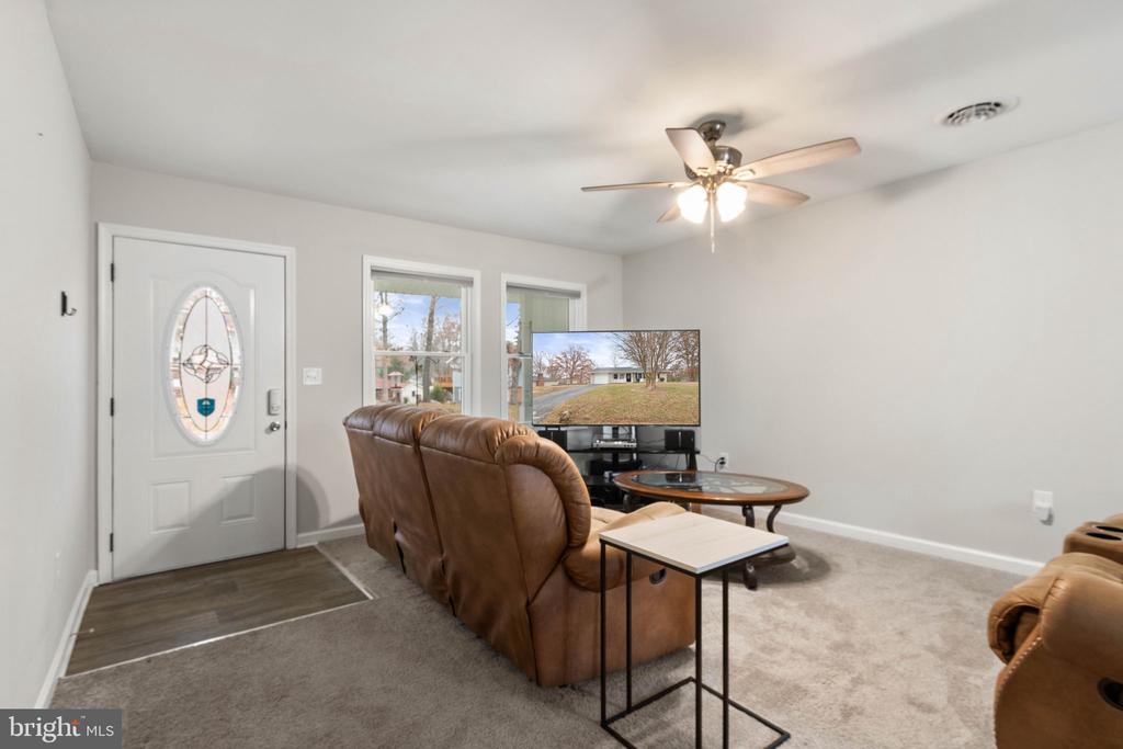 813 SHERWOOD LN, FREDERICKSBURG, Virginia 22407, 3 Bedrooms Bedrooms, ,2 BathroomsBathrooms,Residential,813 SHERWOOD LN,VASP2037652 MLS # VASP2037652