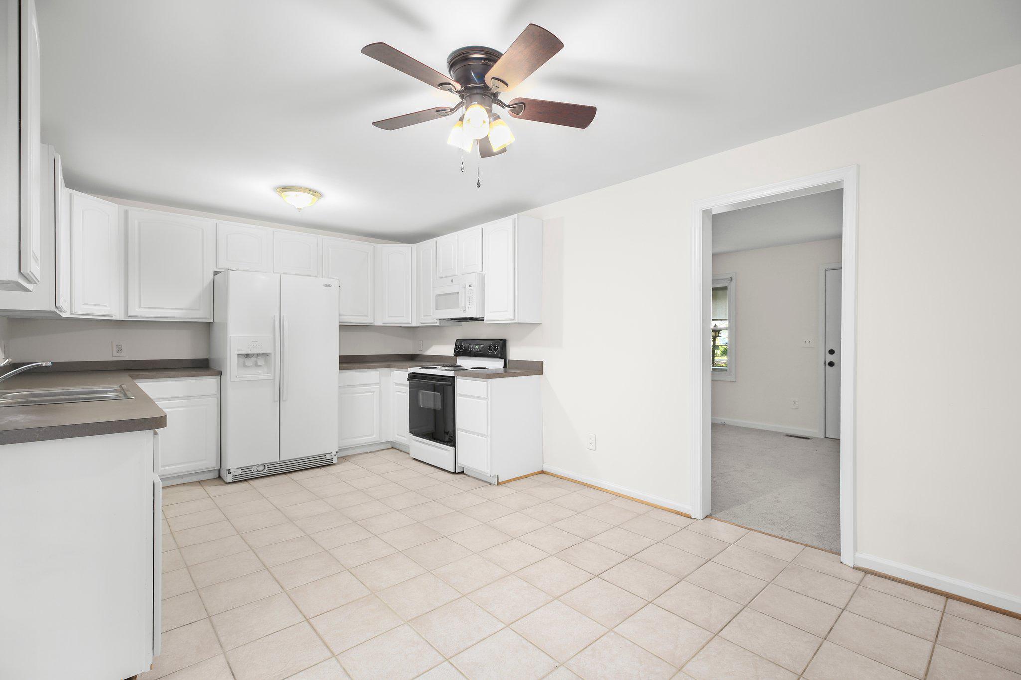 10934 DEERFIELD DR, FREDERICKSBURG, Virginia 22407, 3 Bedrooms Bedrooms, ,2 BathroomsBathrooms,Residential,10934 DEERFIELD DR,VASP2041004 MLS # VASP2041004