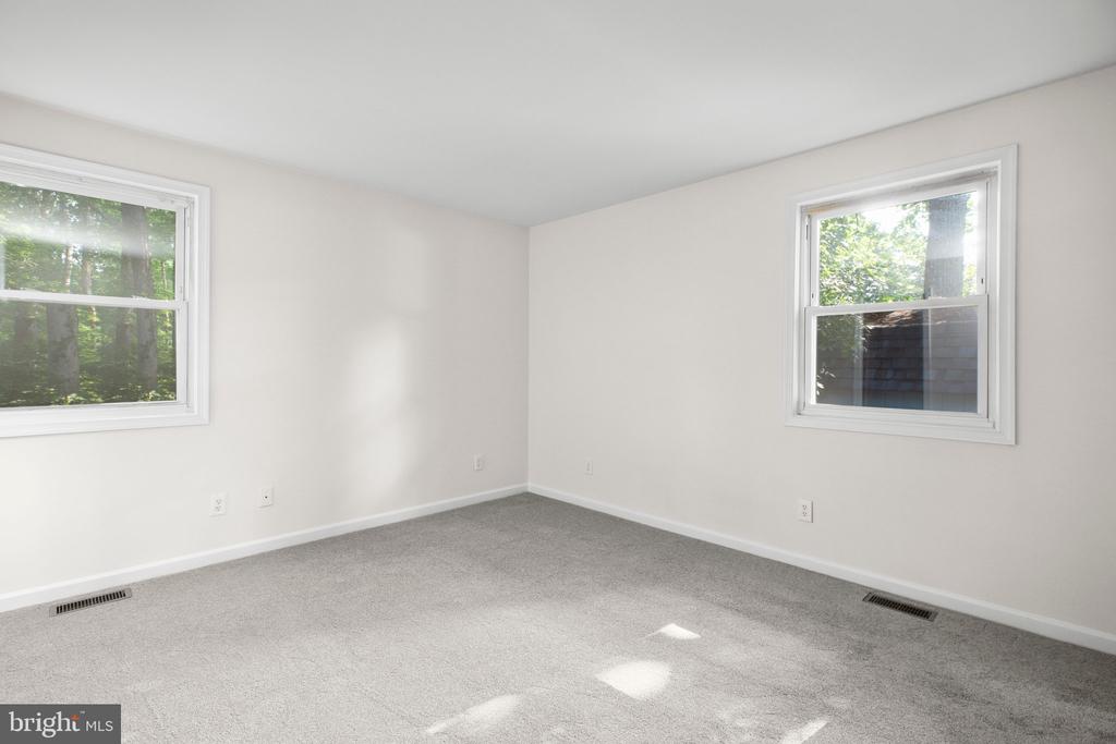 10934 DEERFIELD DR, FREDERICKSBURG, Virginia 22407, 3 Bedrooms Bedrooms, ,2 BathroomsBathrooms,Residential,10934 DEERFIELD DR,VASP2041004 MLS # VASP2041004