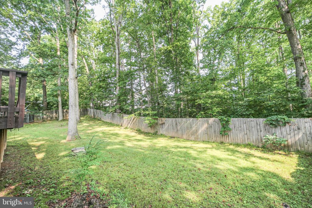 10934 DEERFIELD DR, FREDERICKSBURG, Virginia 22407, 3 Bedrooms Bedrooms, ,2 BathroomsBathrooms,Residential,10934 DEERFIELD DR,VASP2041004 MLS # VASP2041004