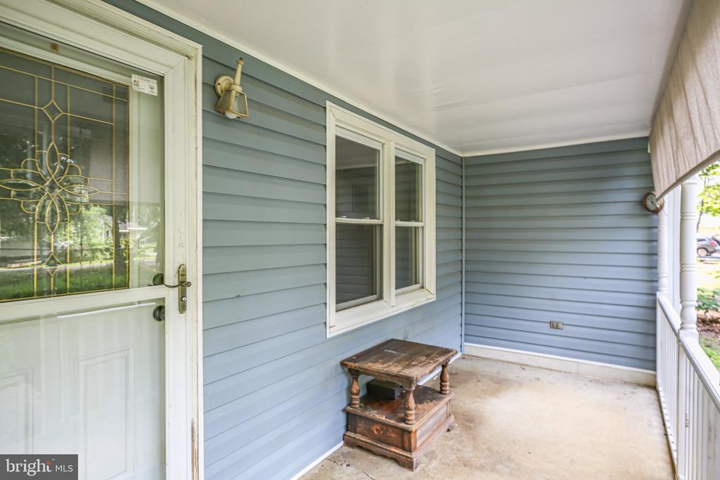 10934 DEERFIELD DR, FREDERICKSBURG, Virginia 22407, 3 Bedrooms Bedrooms, ,2 BathroomsBathrooms,Residential,10934 DEERFIELD DR,VASP2041004 MLS # VASP2041004