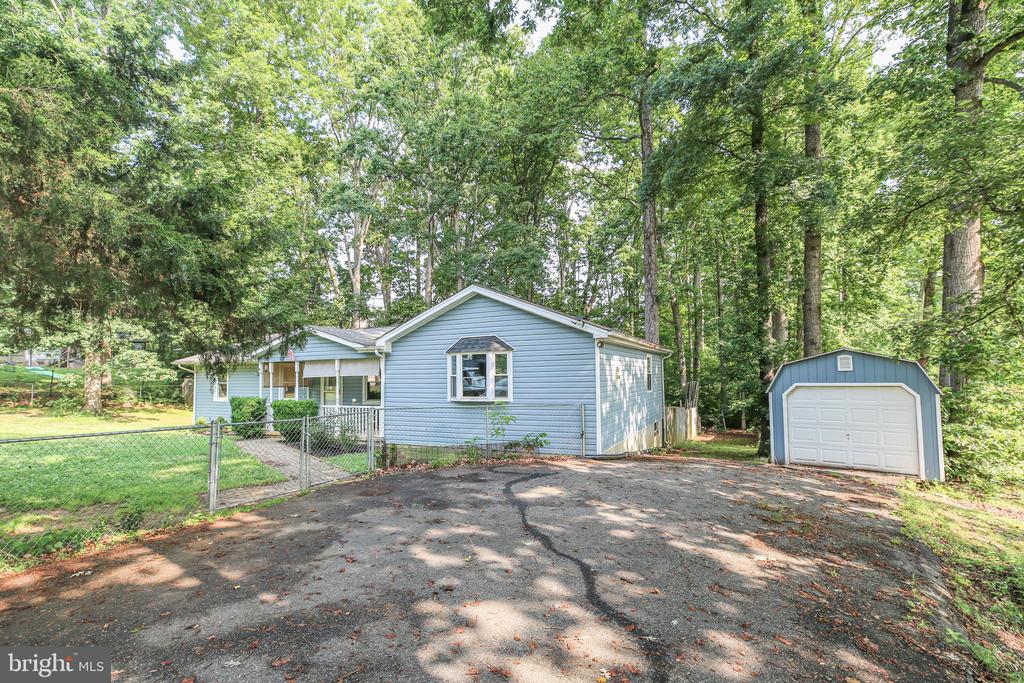 10934 DEERFIELD DR, FREDERICKSBURG, Virginia 22407, 3 Bedrooms Bedrooms, ,2 BathroomsBathrooms,Residential,10934 DEERFIELD DR,VASP2041004 MLS # VASP2041004