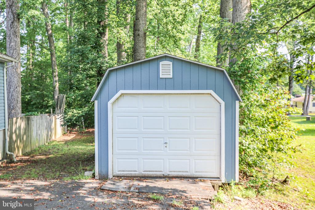 10934 DEERFIELD DR, FREDERICKSBURG, Virginia 22407, 3 Bedrooms Bedrooms, ,2 BathroomsBathrooms,Residential,10934 DEERFIELD DR,VASP2041004 MLS # VASP2041004