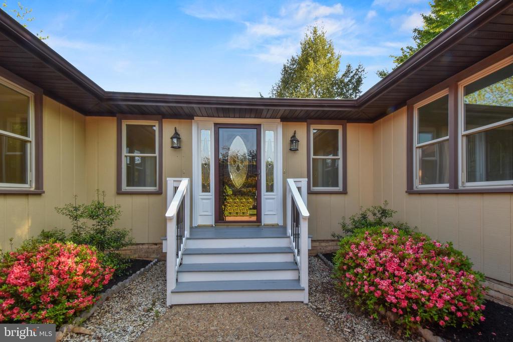 4014 BONNIE BRAE CT, FREDERICKSBURG, Virginia 22407, 3 Bedrooms Bedrooms, ,2 BathroomsBathrooms,Residential,4014 BONNIE BRAE CT,VASP2041222 MLS # VASP2041222