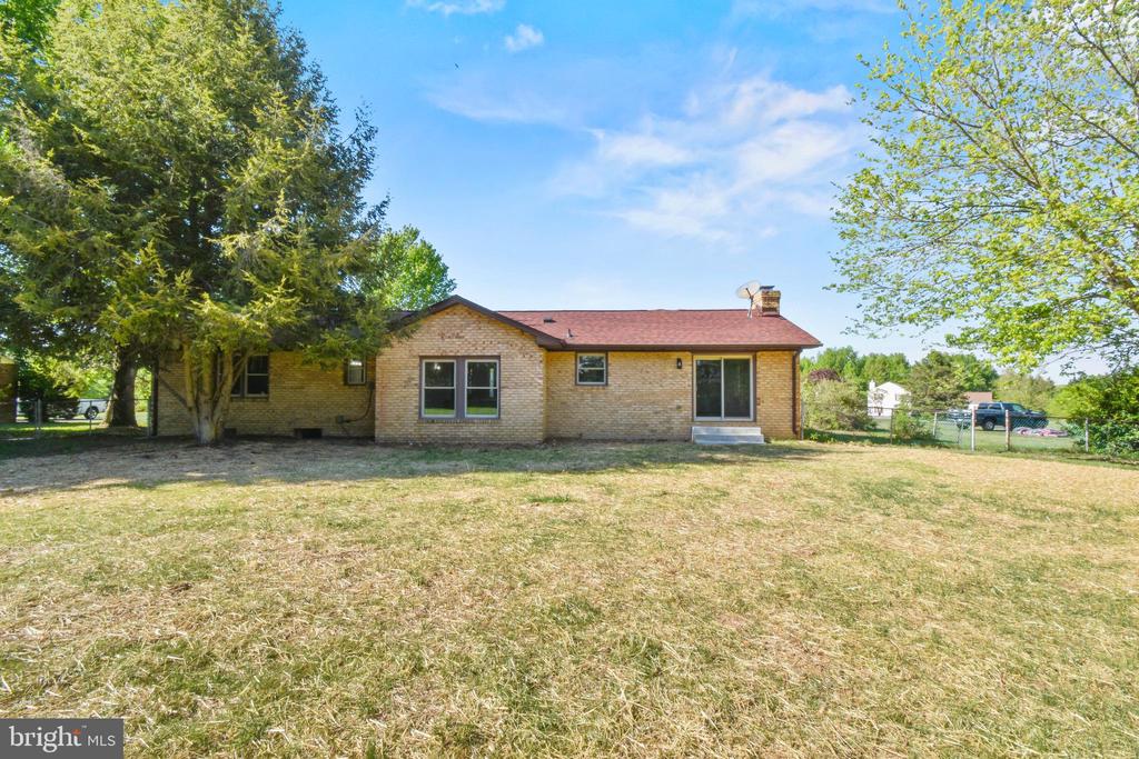 4014 BONNIE BRAE CT, FREDERICKSBURG, Virginia 22407, 3 Bedrooms Bedrooms, ,2 BathroomsBathrooms,Residential,4014 BONNIE BRAE CT,VASP2041222 MLS # VASP2041222