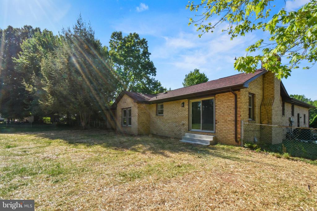 4014 BONNIE BRAE CT, FREDERICKSBURG, Virginia 22407, 3 Bedrooms Bedrooms, ,2 BathroomsBathrooms,Residential,4014 BONNIE BRAE CT,VASP2041222 MLS # VASP2041222