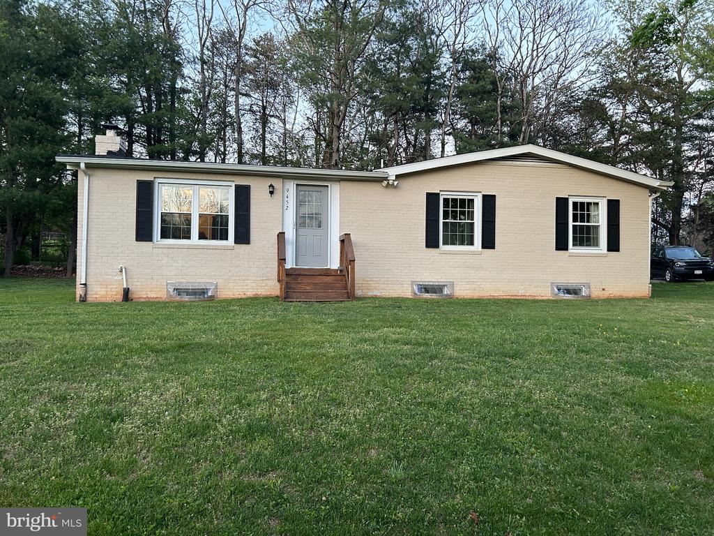 9452 PINEY MOUNTAIN RD, WARRENTON, Virginia 20186, 3 Bedrooms Bedrooms, ,2 BathroomsBathrooms,Residential,9452 PINEY MOUNTAIN RD,VAFQ2021712 MLS # VAFQ2021712