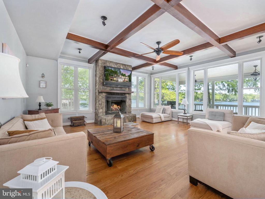 614 CORNWALLIS AVE, LOCUST GROVE, Virginia 22508, 6 Bedrooms Bedrooms, ,5 BathroomsBathrooms,Residential,614 CORNWALLIS AVE,VAOR2013926 MLS # VAOR2013926