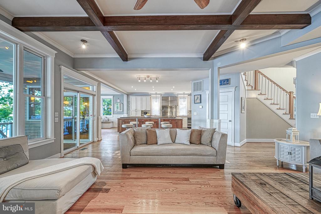 614 CORNWALLIS AVE, LOCUST GROVE, Virginia 22508, 6 Bedrooms Bedrooms, ,5 BathroomsBathrooms,Residential,614 CORNWALLIS AVE,VAOR2013926 MLS # VAOR2013926