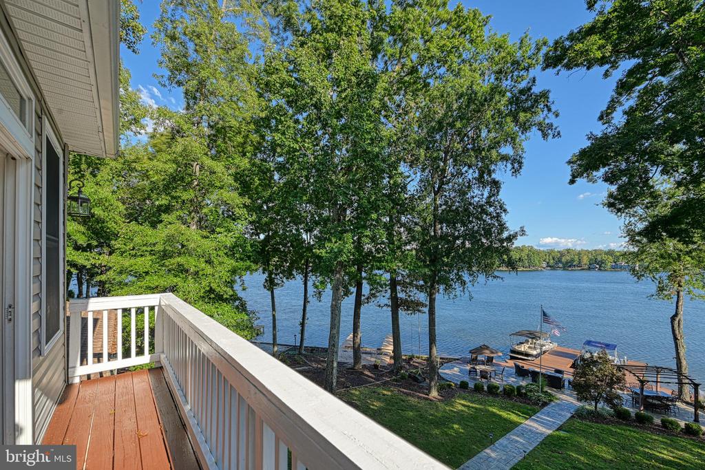 614 CORNWALLIS AVE, LOCUST GROVE, Virginia 22508, 6 Bedrooms Bedrooms, ,5 BathroomsBathrooms,Residential,614 CORNWALLIS AVE,VAOR2013926 MLS # VAOR2013926