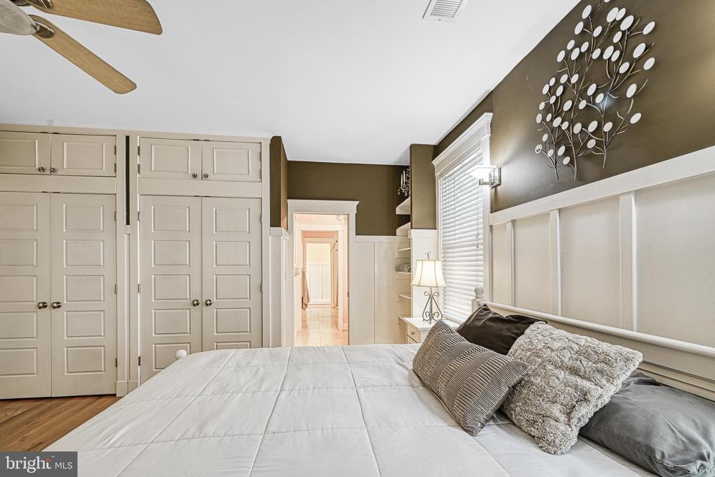 614 CORNWALLIS AVE, LOCUST GROVE, Virginia 22508, 6 Bedrooms Bedrooms, ,5 BathroomsBathrooms,Residential,614 CORNWALLIS AVE,VAOR2013926 MLS # VAOR2013926