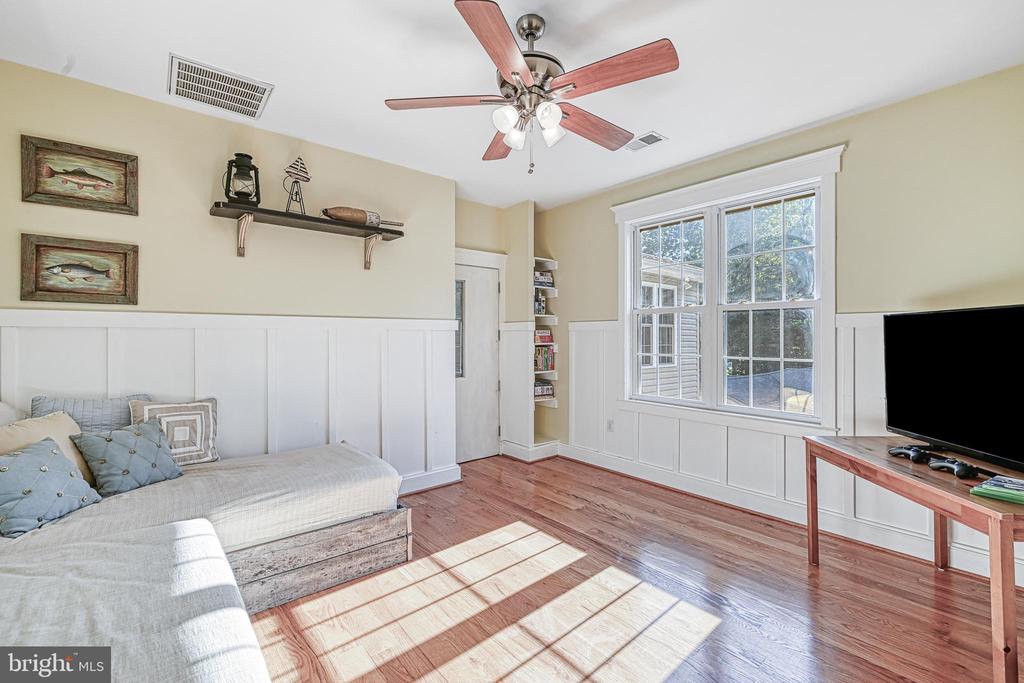 614 CORNWALLIS AVE, LOCUST GROVE, Virginia 22508, 6 Bedrooms Bedrooms, ,5 BathroomsBathrooms,Residential,614 CORNWALLIS AVE,VAOR2013926 MLS # VAOR2013926