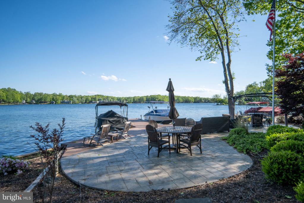 614 CORNWALLIS AVE, LOCUST GROVE, Virginia 22508, 6 Bedrooms Bedrooms, ,5 BathroomsBathrooms,Residential,614 CORNWALLIS AVE,VAOR2013926 MLS # VAOR2013926