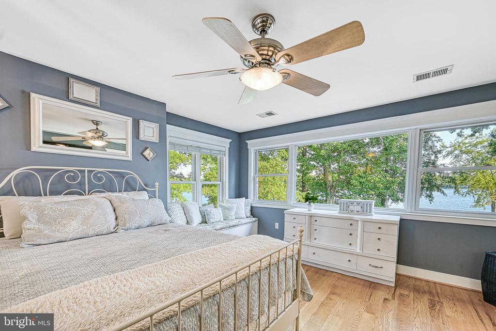 614 CORNWALLIS AVE, LOCUST GROVE, Virginia 22508, 6 Bedrooms Bedrooms, ,5 BathroomsBathrooms,Residential,614 CORNWALLIS AVE,VAOR2013926 MLS # VAOR2013926