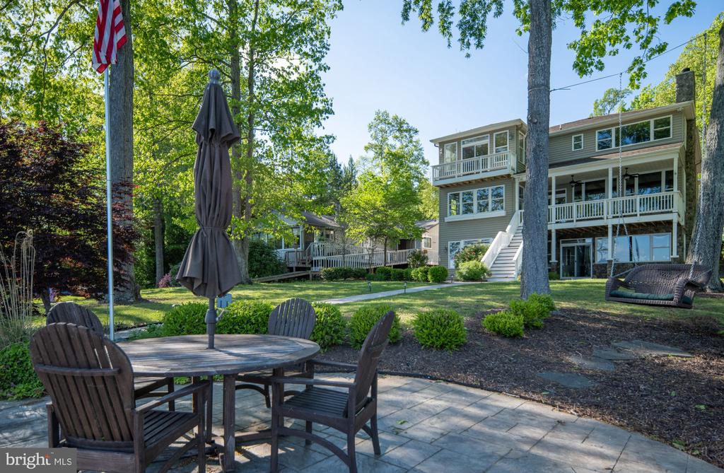 614 CORNWALLIS AVE, LOCUST GROVE, Virginia 22508, 6 Bedrooms Bedrooms, ,5 BathroomsBathrooms,Residential,614 CORNWALLIS AVE,VAOR2013926 MLS # VAOR2013926