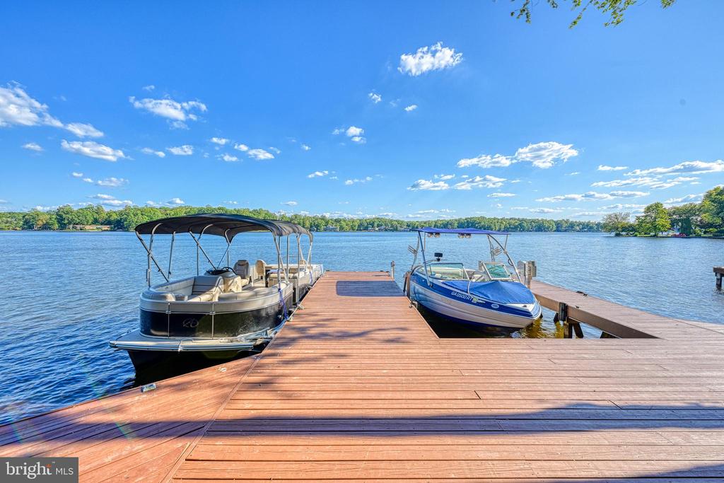 614 CORNWALLIS AVE, LOCUST GROVE, Virginia 22508, 6 Bedrooms Bedrooms, ,5 BathroomsBathrooms,Residential,614 CORNWALLIS AVE,VAOR2013926 MLS # VAOR2013926