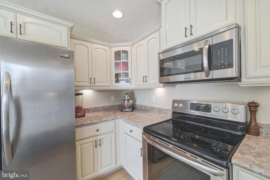 10 CUMBIA AVE, LURAY, Virginia 22835, 3 Bedrooms Bedrooms, ,2 BathroomsBathrooms,Residential,10 CUMBIA AVE,VAPA2006340 MLS # VAPA2006340